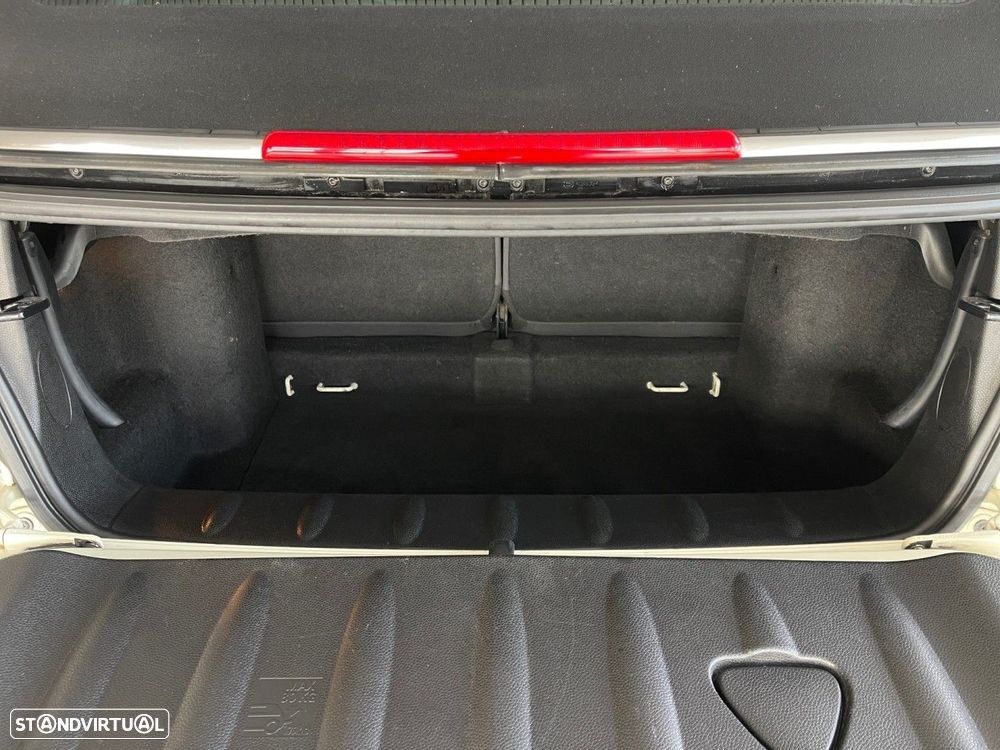 MINI Cabrio Cooper D - 7