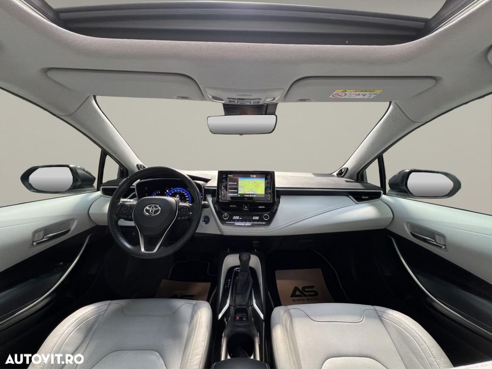 Toyota Corolla 2.0 Lounge - 20