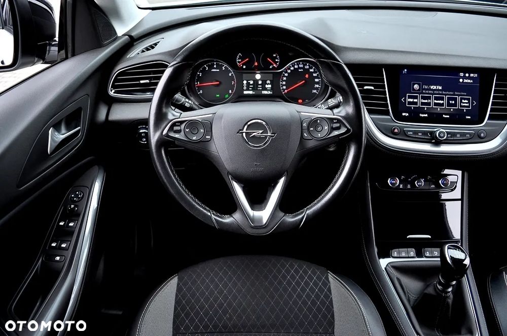 Opel Grandland X 1.2 T Innovation S&S - 24