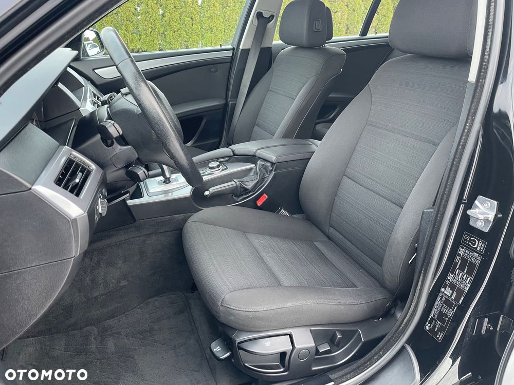 BMW Seria 5 520d Edition Lifestyle - 37