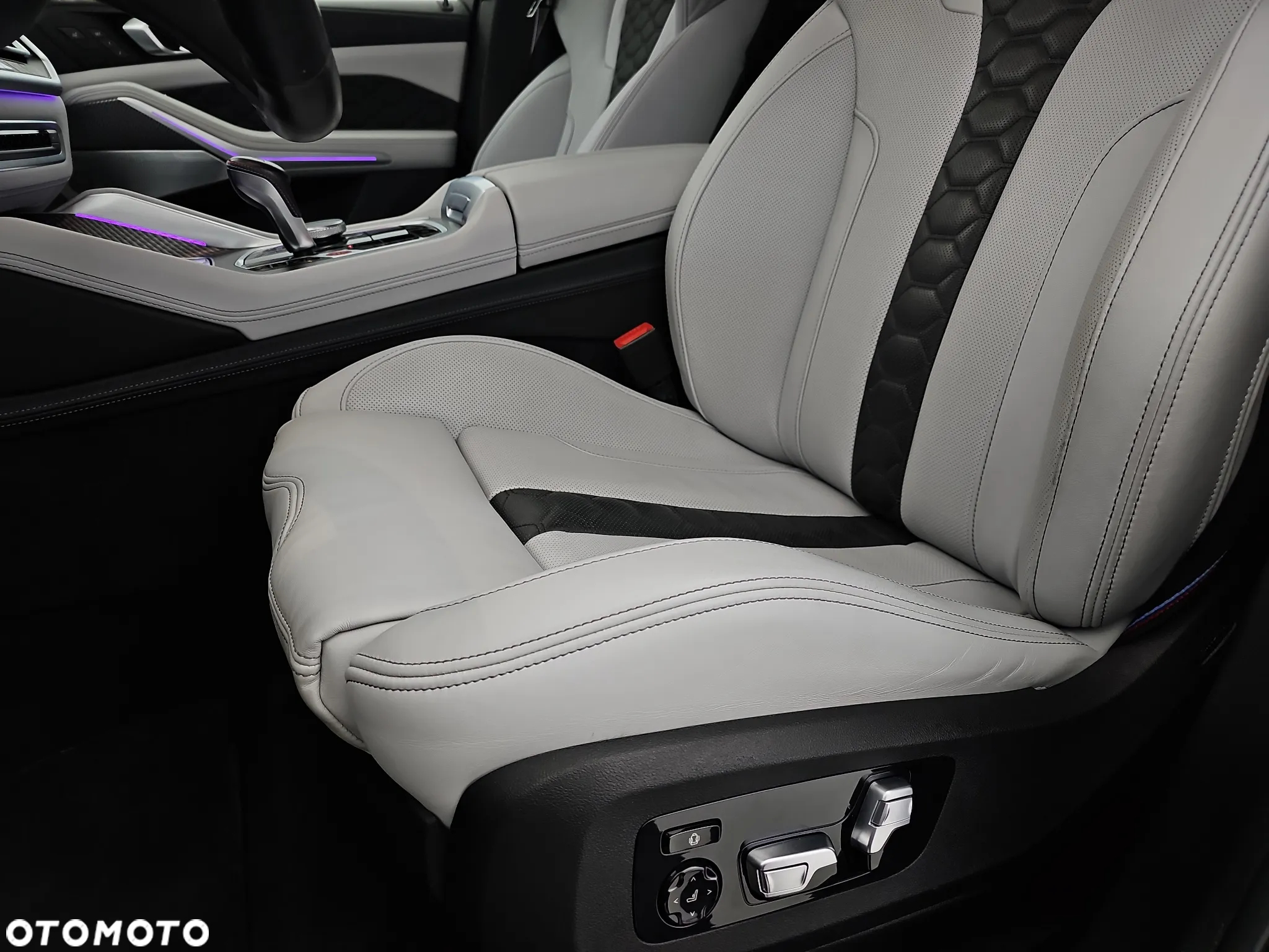 BMW X5 M Competition - 8