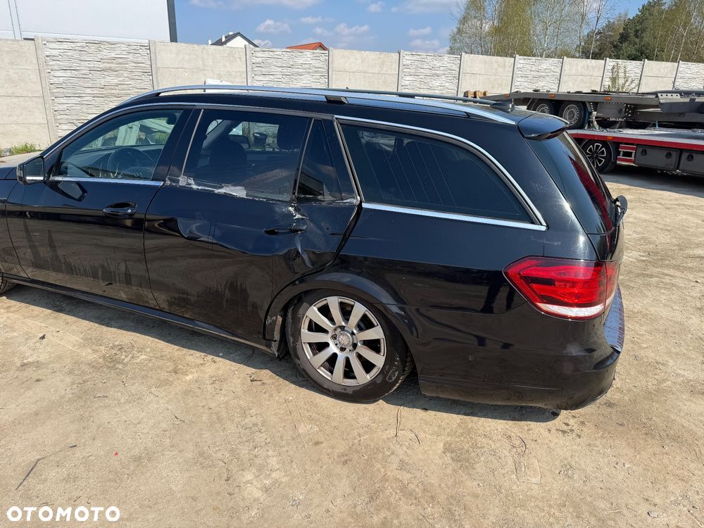 Mercedes-Benz Klasa E 200 CDI DPF BlueEFFICIENCY 7G-TRONIC - 17