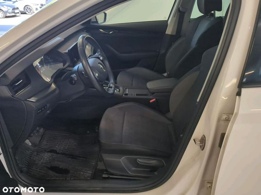 Skoda Octavia 1.5 TSI e-Tec Ambition DSG - 8