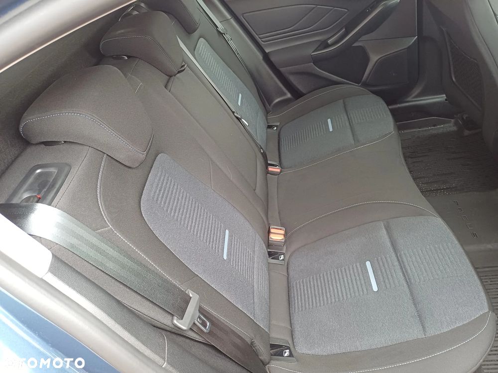Ford Focus 1.0 EcoBoost mHEV Active X - 31