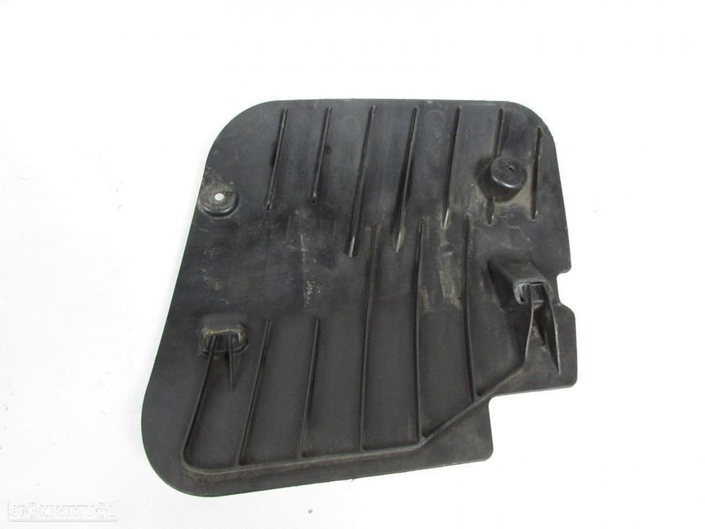 Cobertura Direito/Trás Seminovo/ Original BMW 5 Touring (G31)/BMW 6 Gran Turismo... - 2
