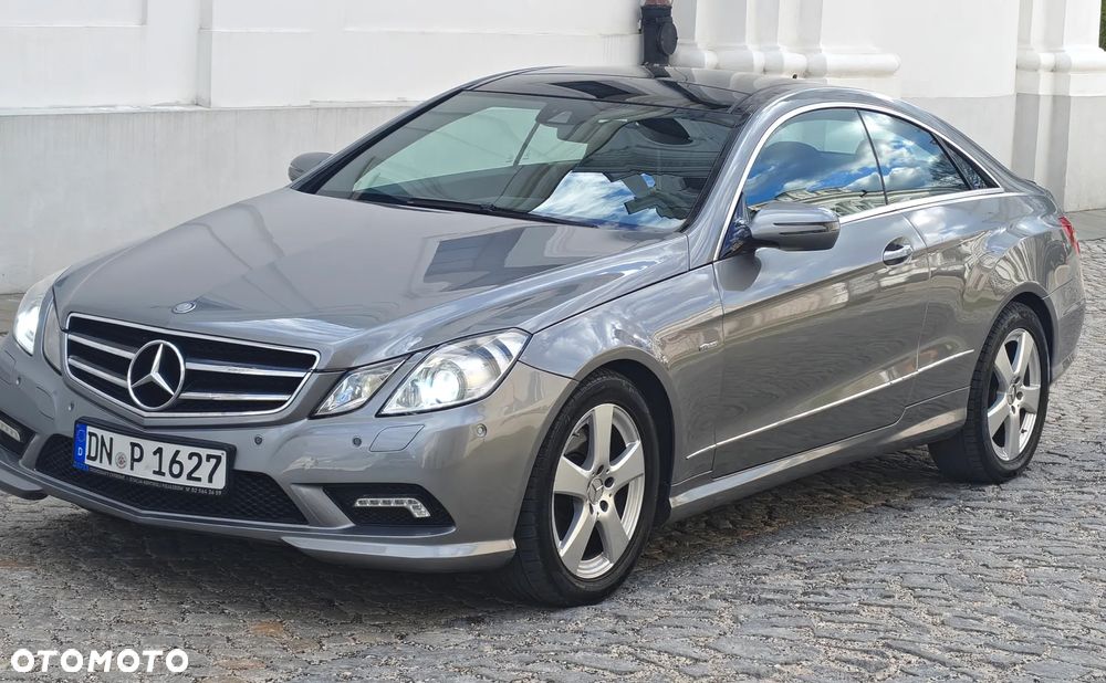 Mercedes-Benz Klasa E 350 CDI DPF BlueEFFICIENCY 7G-TRONIC Avantgarde - 16