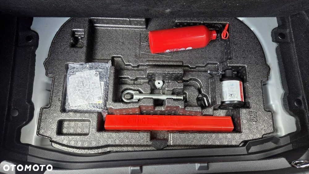 Toyota Corolla 1.8 Hybrid GPF Comfort - 34