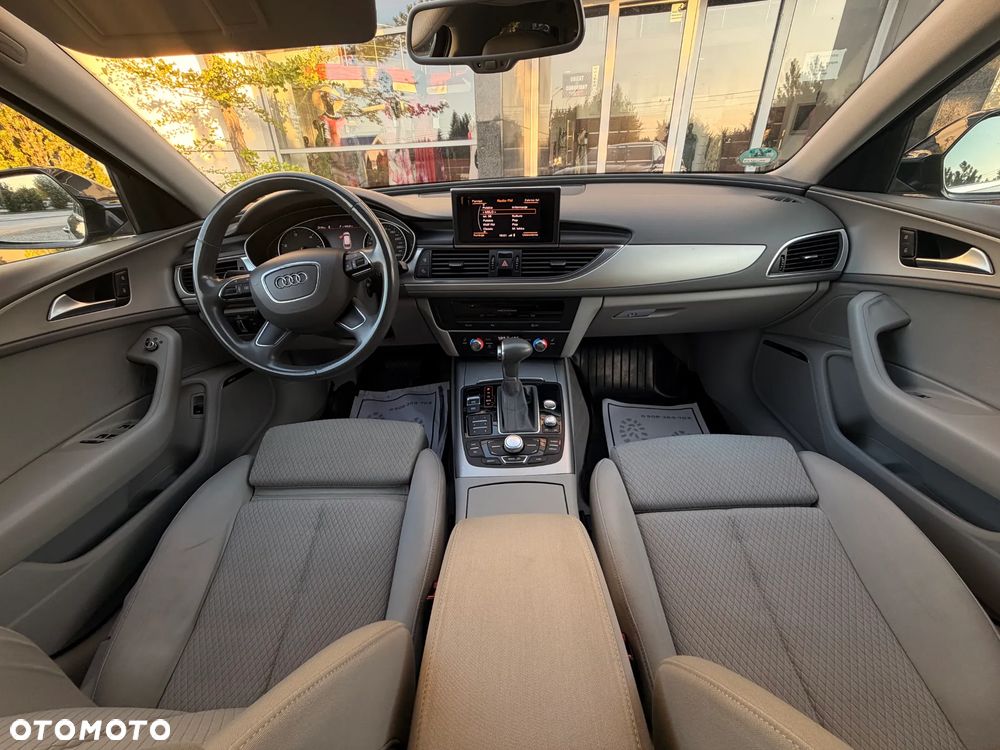 Audi A4 Limousine - 17