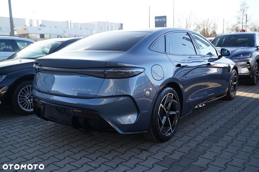 BYD Seal 82.5kWh Design - 3