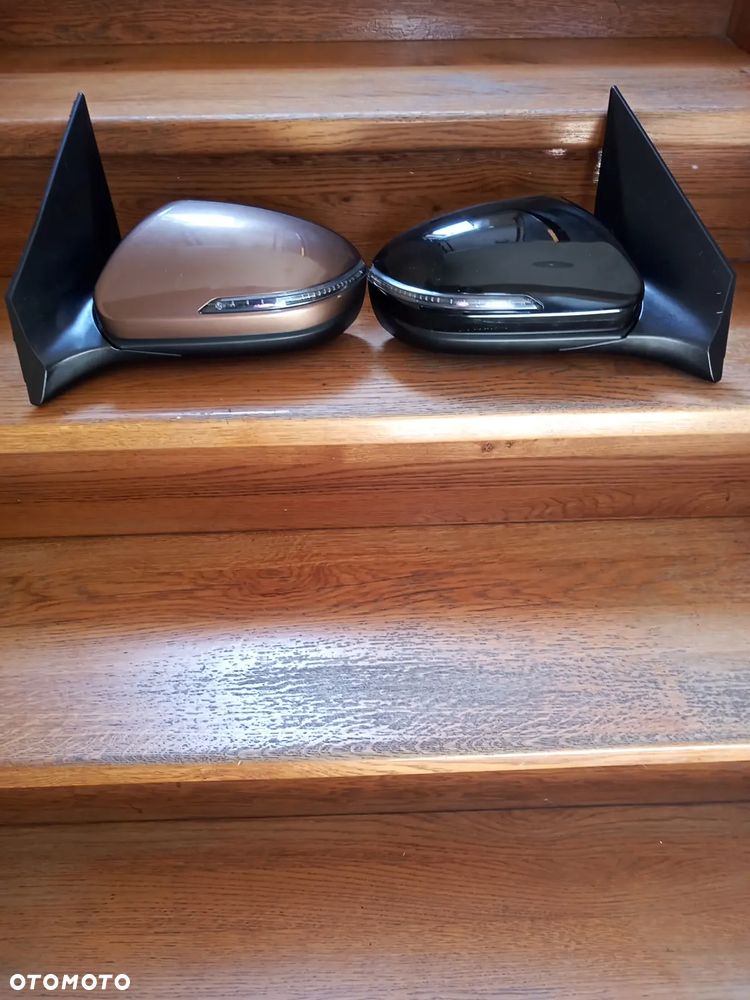 Lusterko. HYUNDAI I 20 lewe  prawe 6 pin pin - 2