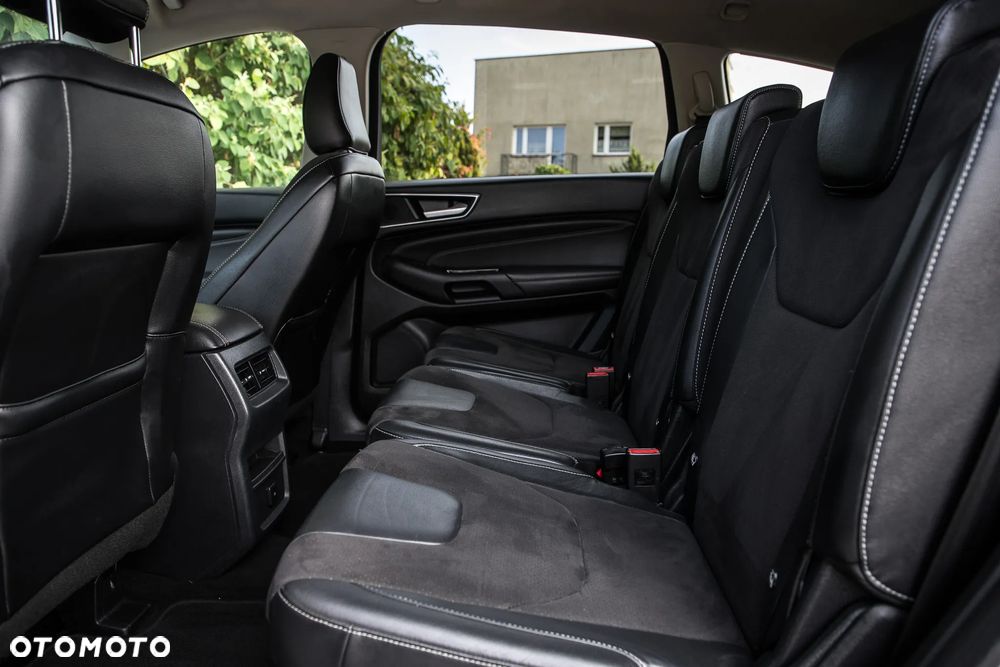 Ford S-Max - 21