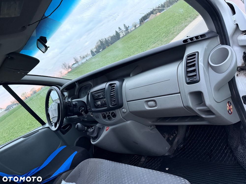 Renault Trafic - 9