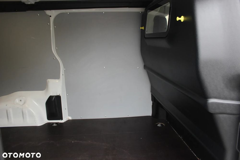 Opel Vivaro - 13