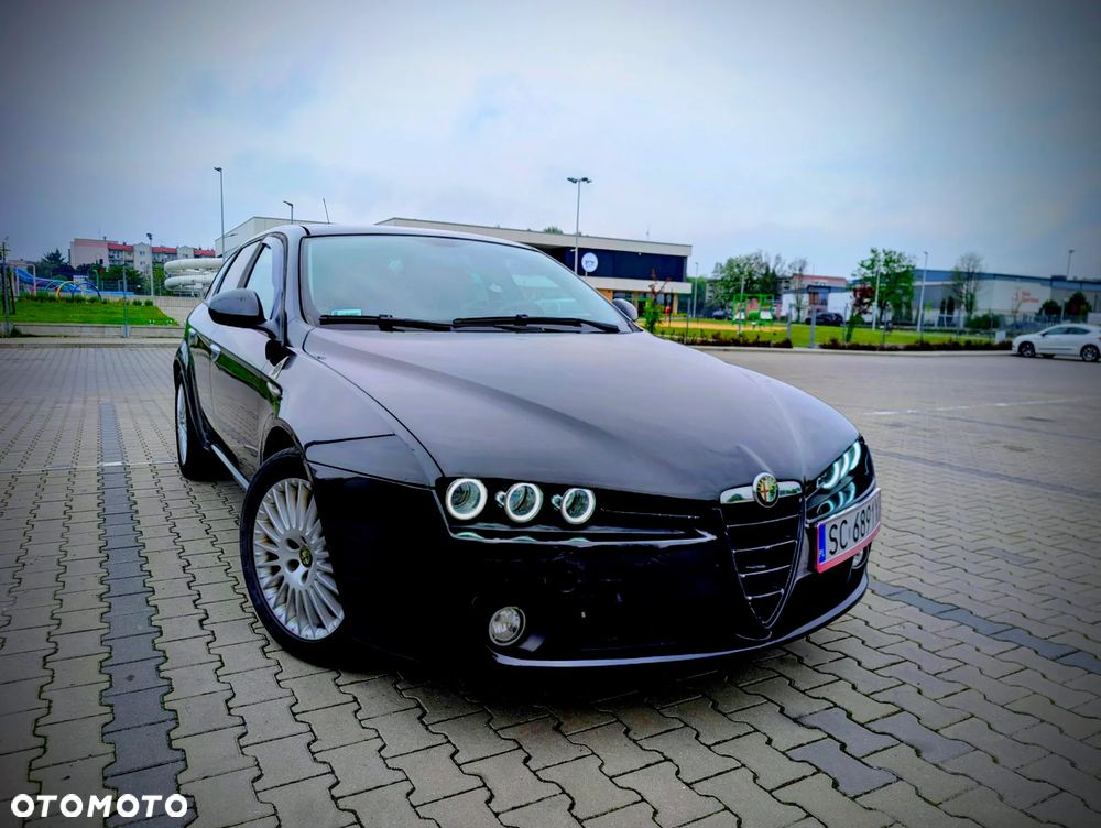 Alfa Romeo 159 - 2