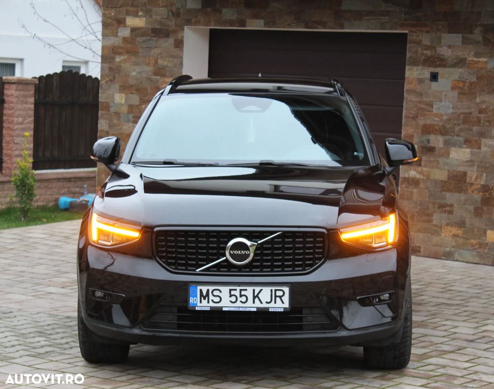 Volvo XC 40 B4 B DKG Ultimate Dark - 9