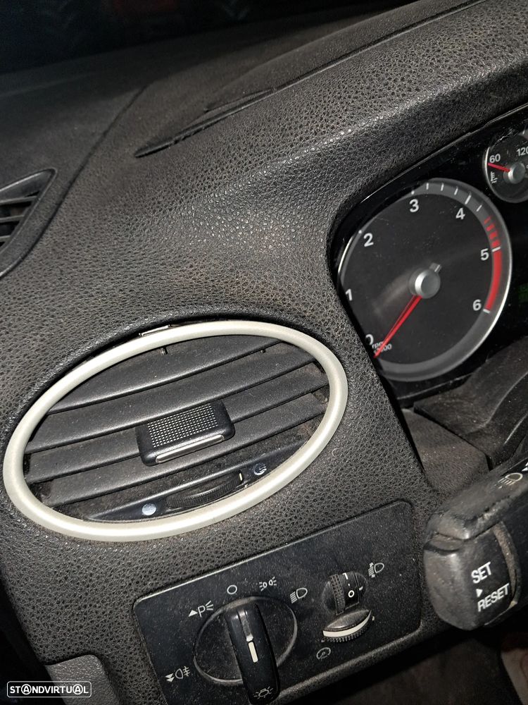 Ford Focus SW 1.6 TDCi Titanium - 11