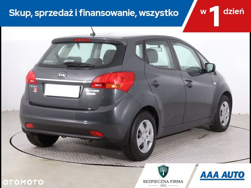 Kia Venga - 6