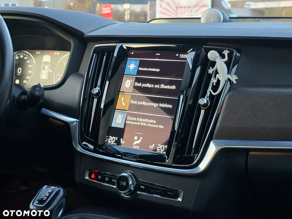 Volvo V90 Cross Country - 11