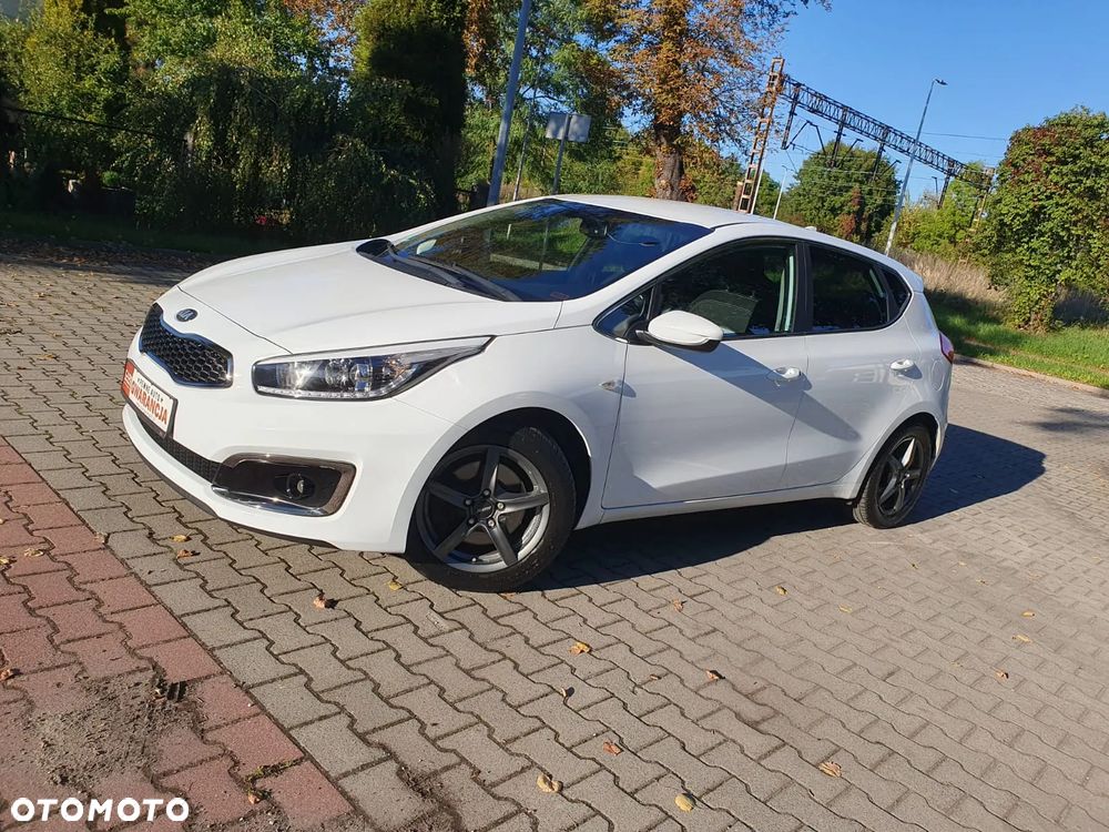 Kia Ceed 1.6 GDI XL - 19