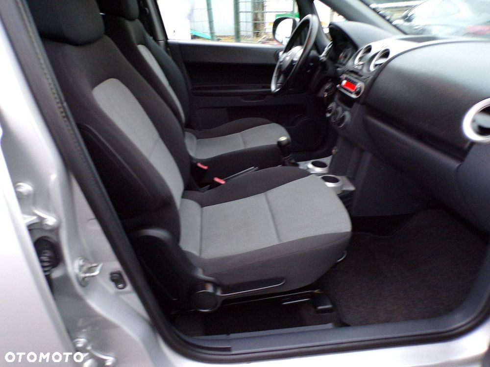 Mitsubishi Colt - 28