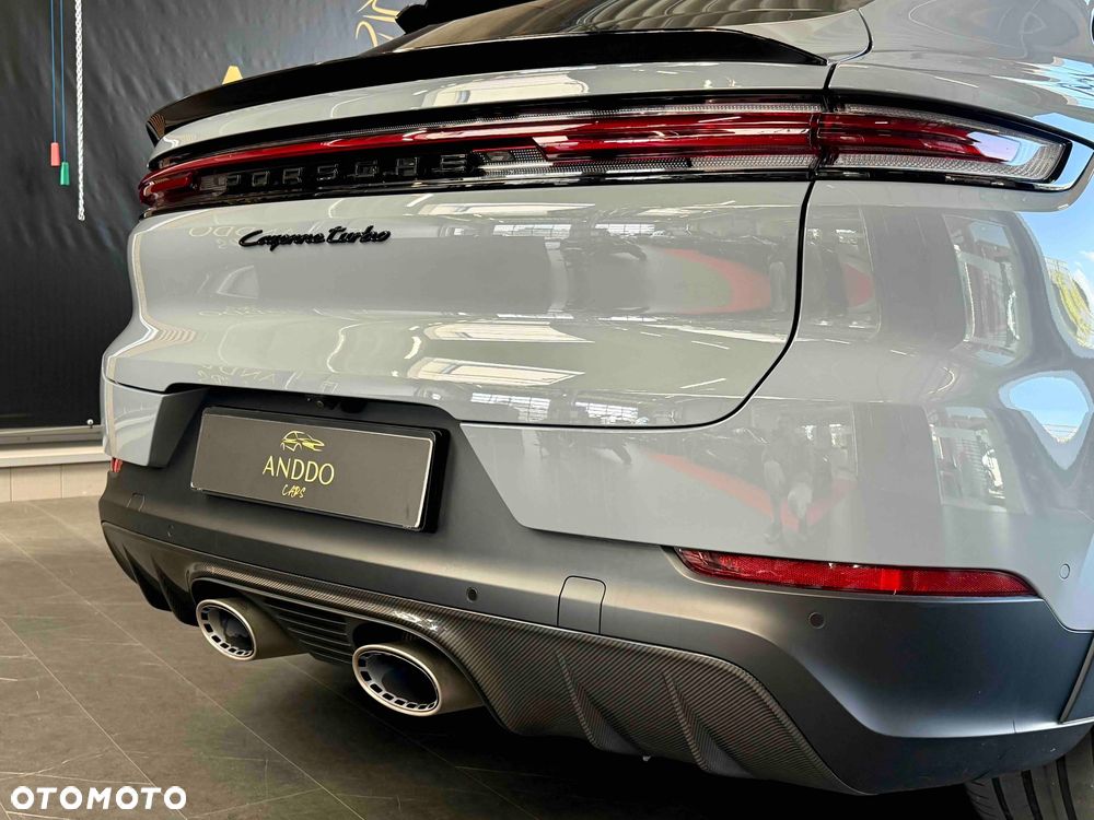 Porsche Cayenne Turbo E-Hybrid PHEV GT - 38