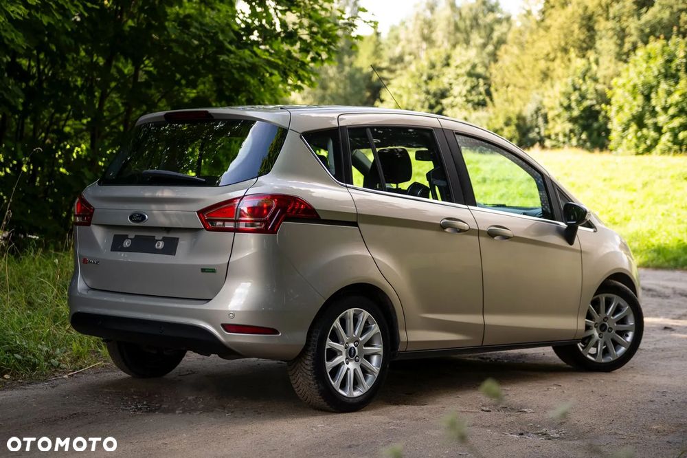 Ford B-MAX - 13