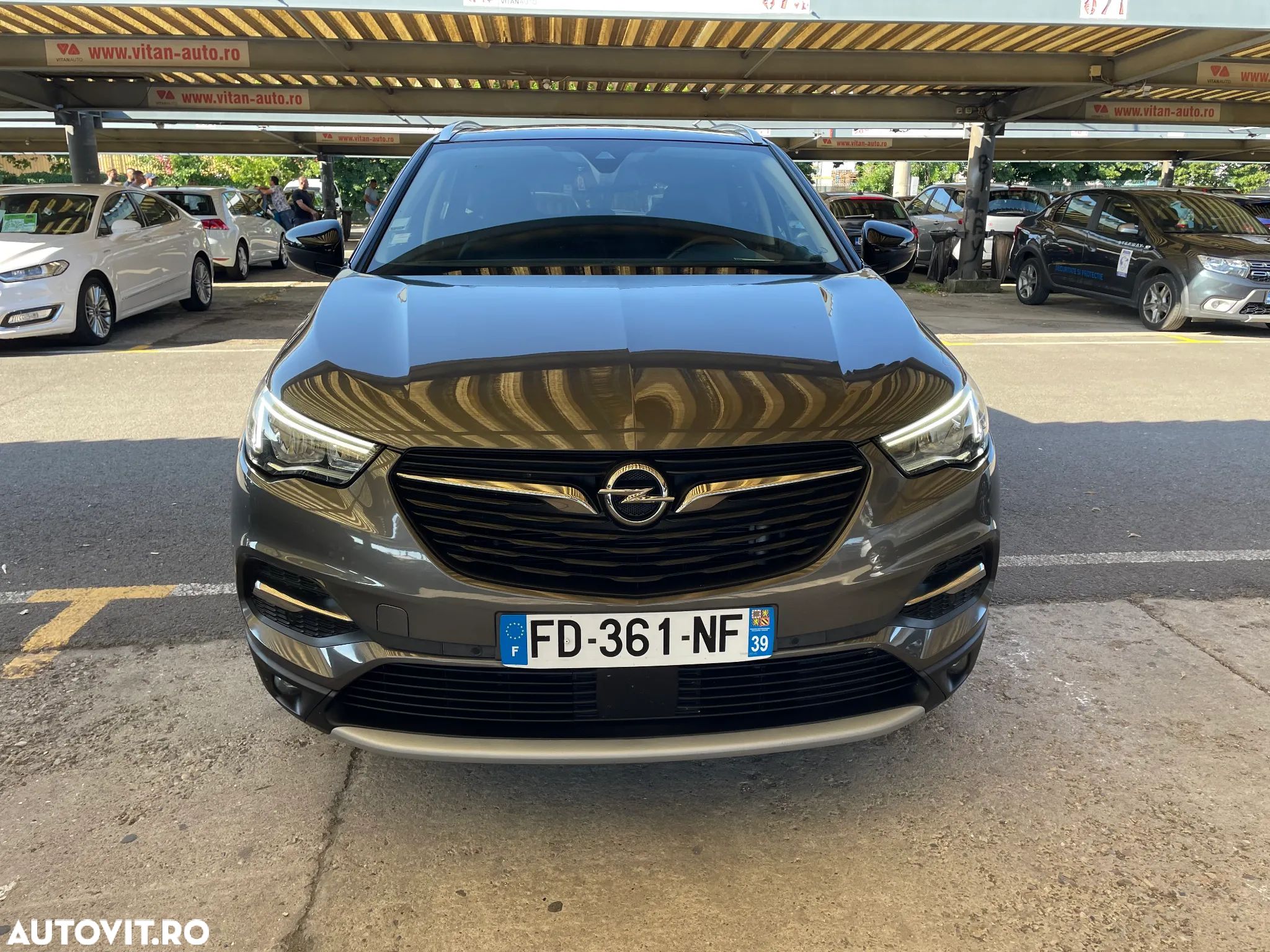 Opel Grandland X 1.2 Start/Stop Automatik Design Line - 1