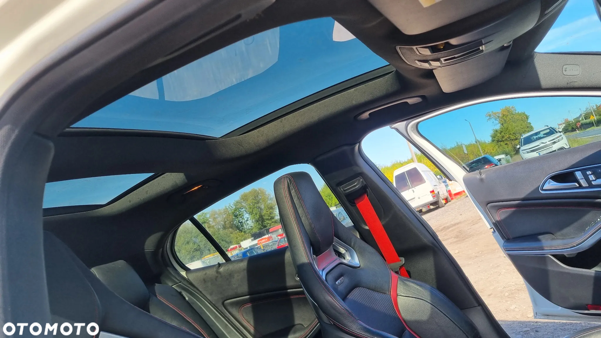 Mercedes-Benz GLA 45 AMG 4-Matic Edition 1 - 26