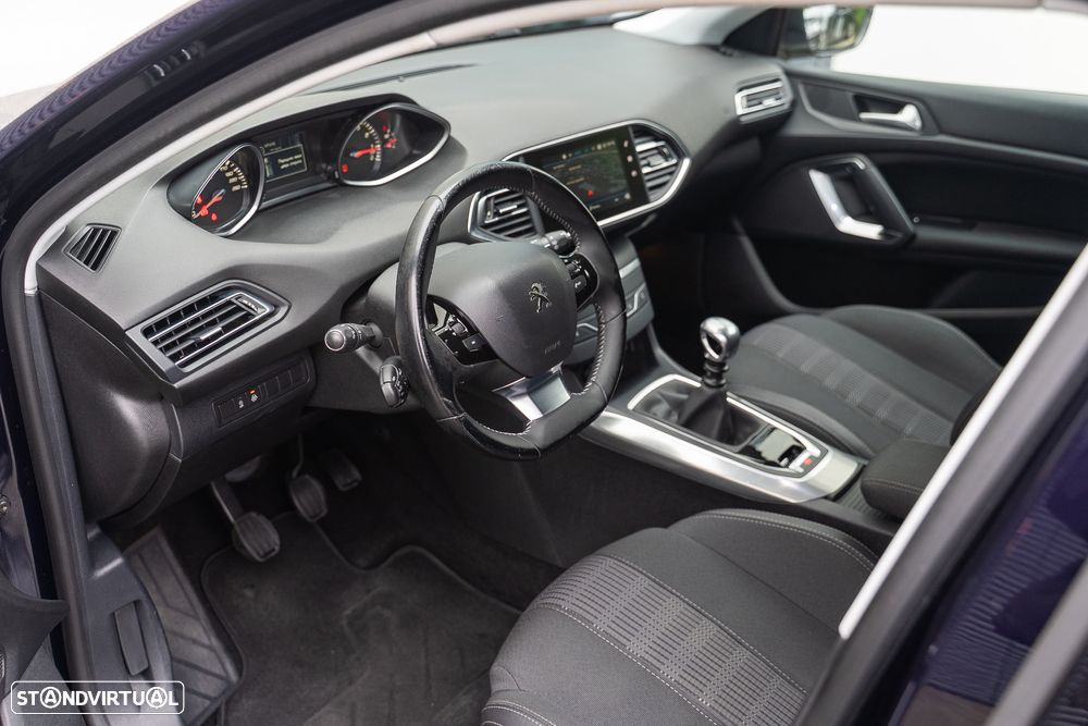 Peugeot 308 PureTech 130 GPF Stop & Start Allure - 20