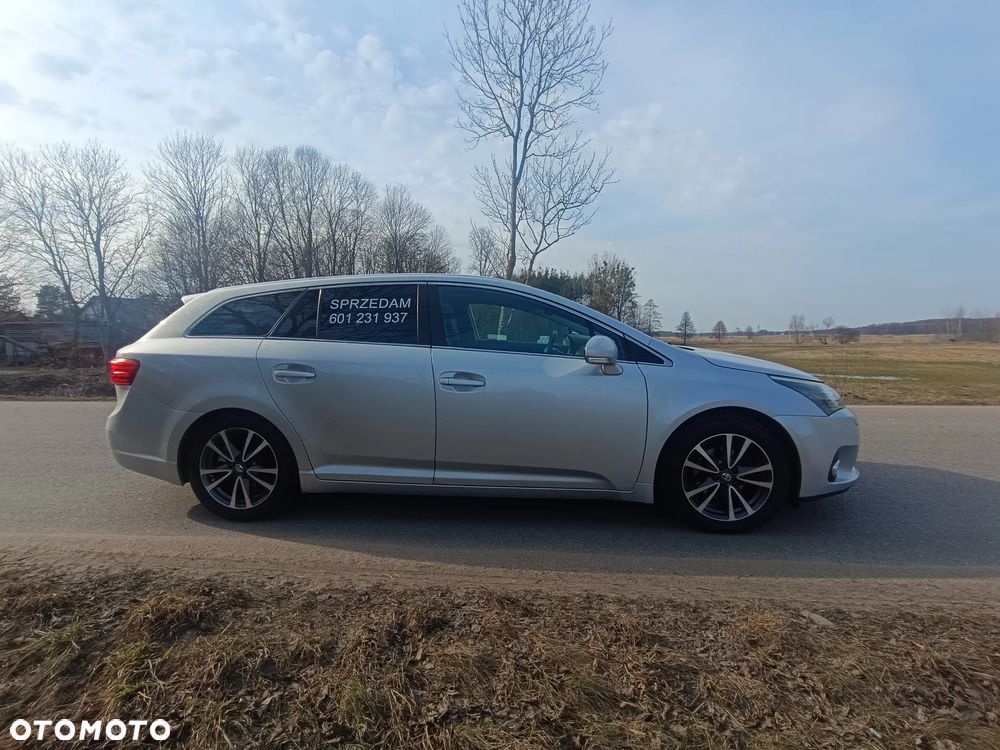 Toyota Avensis 2.0 Sol NAVI MS - 1