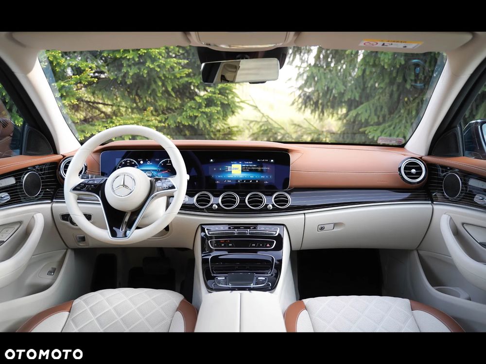 Mercedes-Benz Klasa E 400 d 4-Matic AMG/Avantgarde - 19