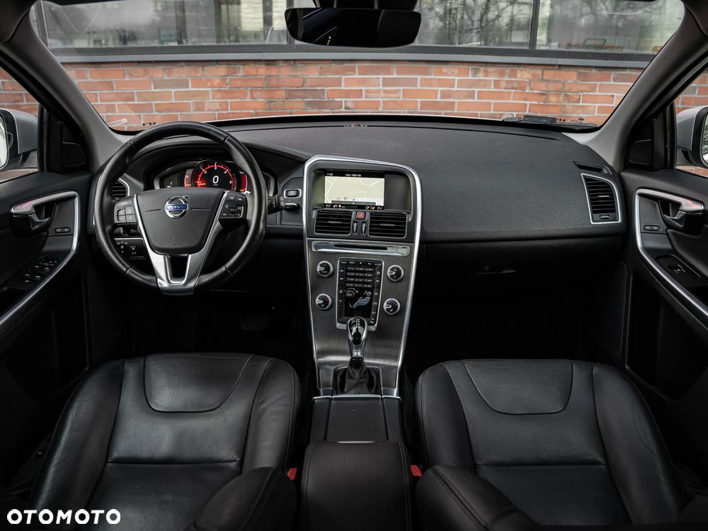 Volvo XC 60 D4 Geartronic Summum - 5