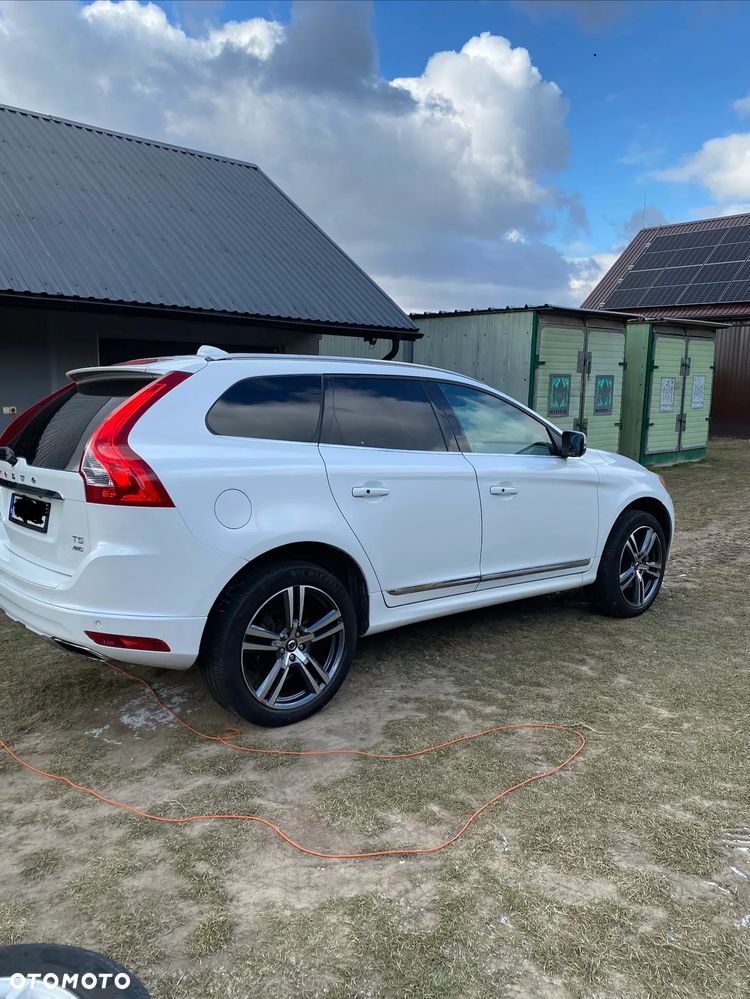 Volvo XC 60 - 8