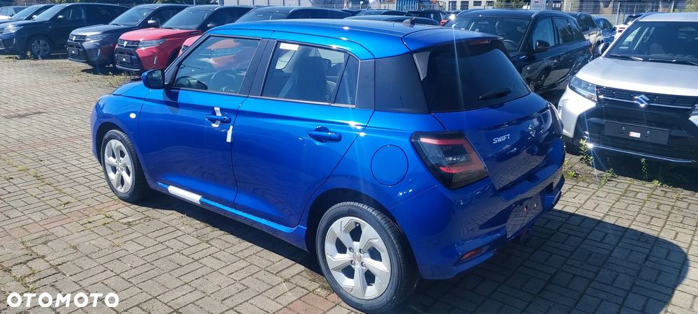 Suzuki Swift 1.2 Dualjet SHVS Premium Plus - 4