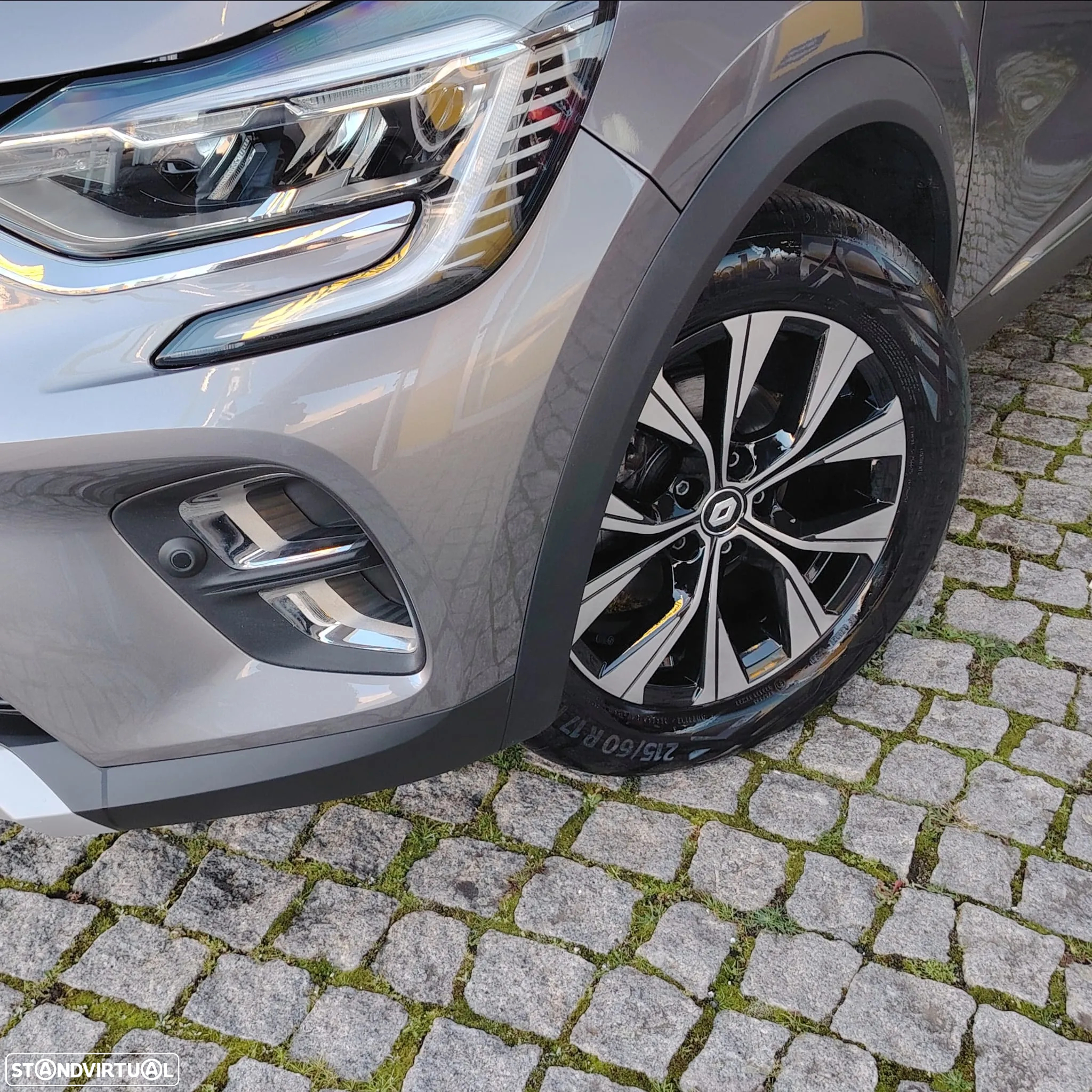 Renault Captur 1.0 TCe Techno Bi-Fuel - 39