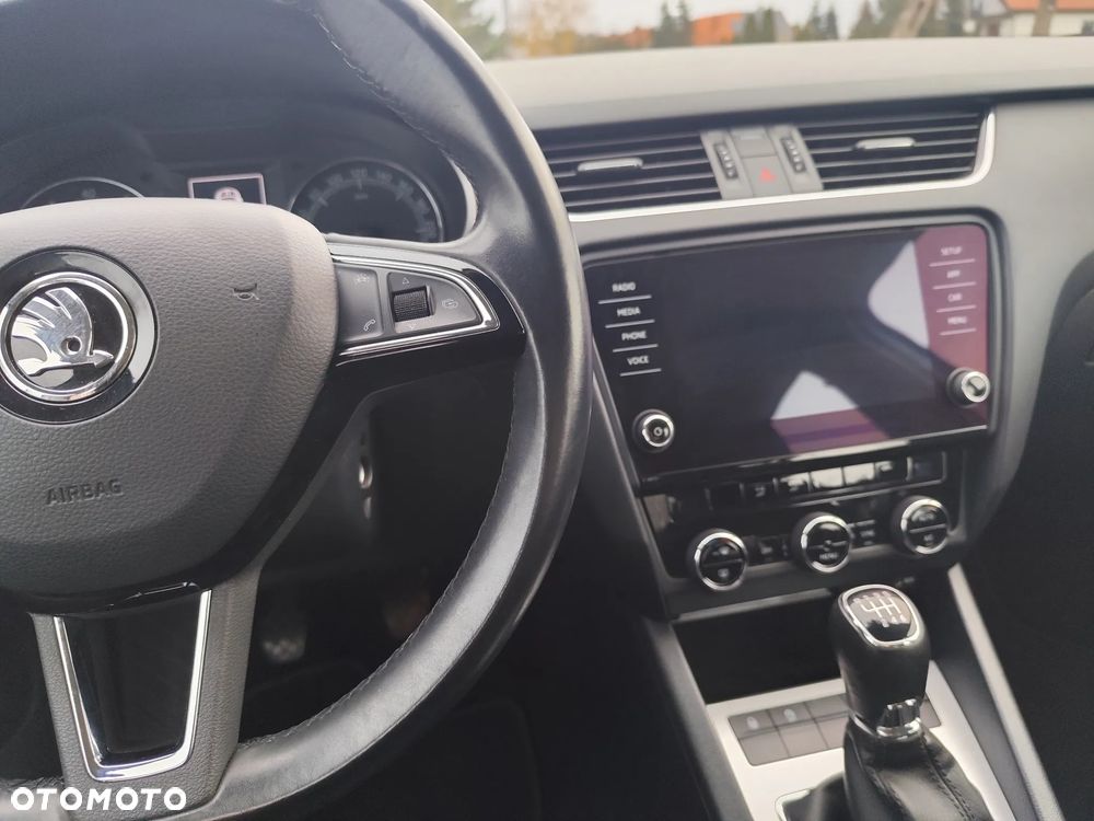 Skoda Octavia 1.4 TSI Ambition - 17