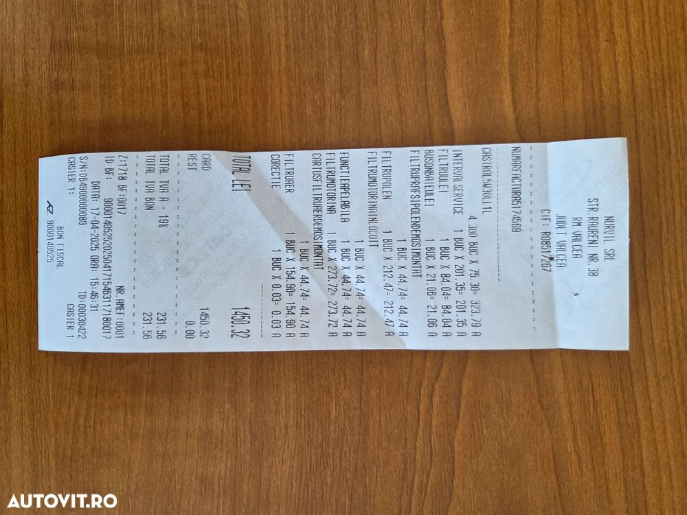 Volkswagen Touran 1.6 TDI DPF BlueMotion Technology Comfortline - 26