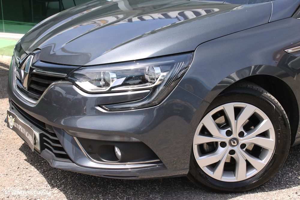 Renault Mégane Sport Tourer 1.5 Blue dCi Limited J17 - 4