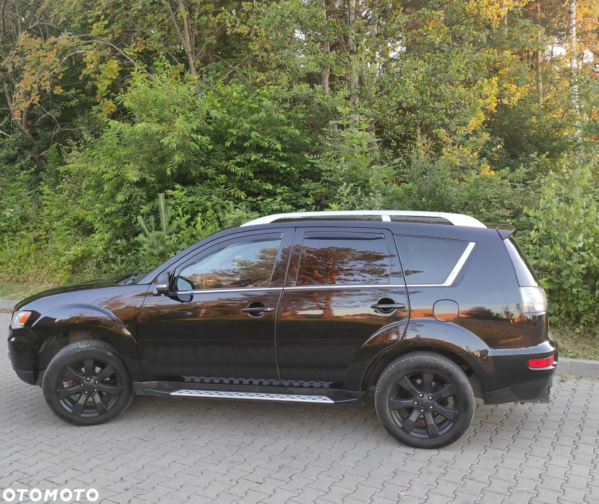 Mitsubishi Outlander 3.0 V6 XLS - 2