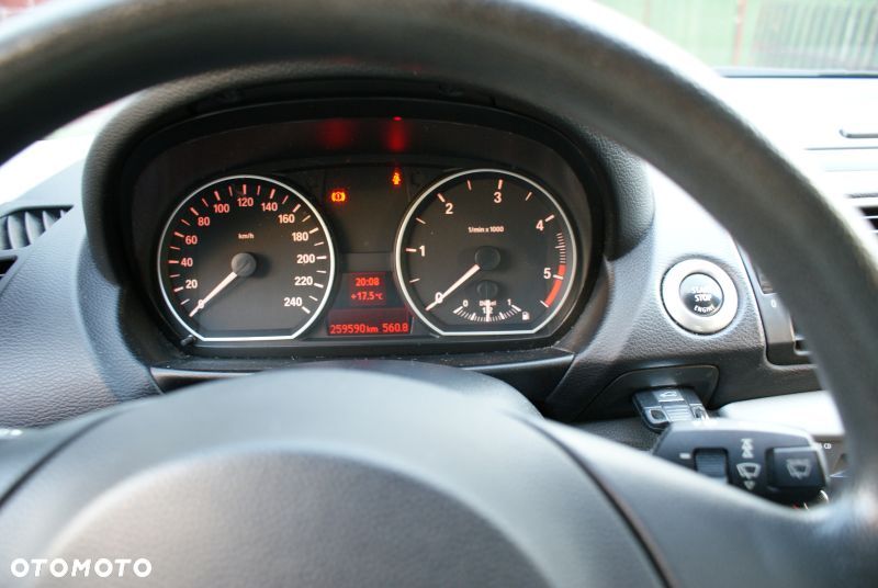 BMW Seria 1 118d - 6