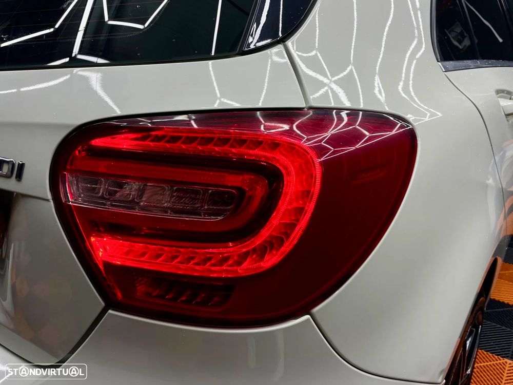 Mercedes-Benz A 180 CDI (BlueEFFICIENCY) Urban - 26