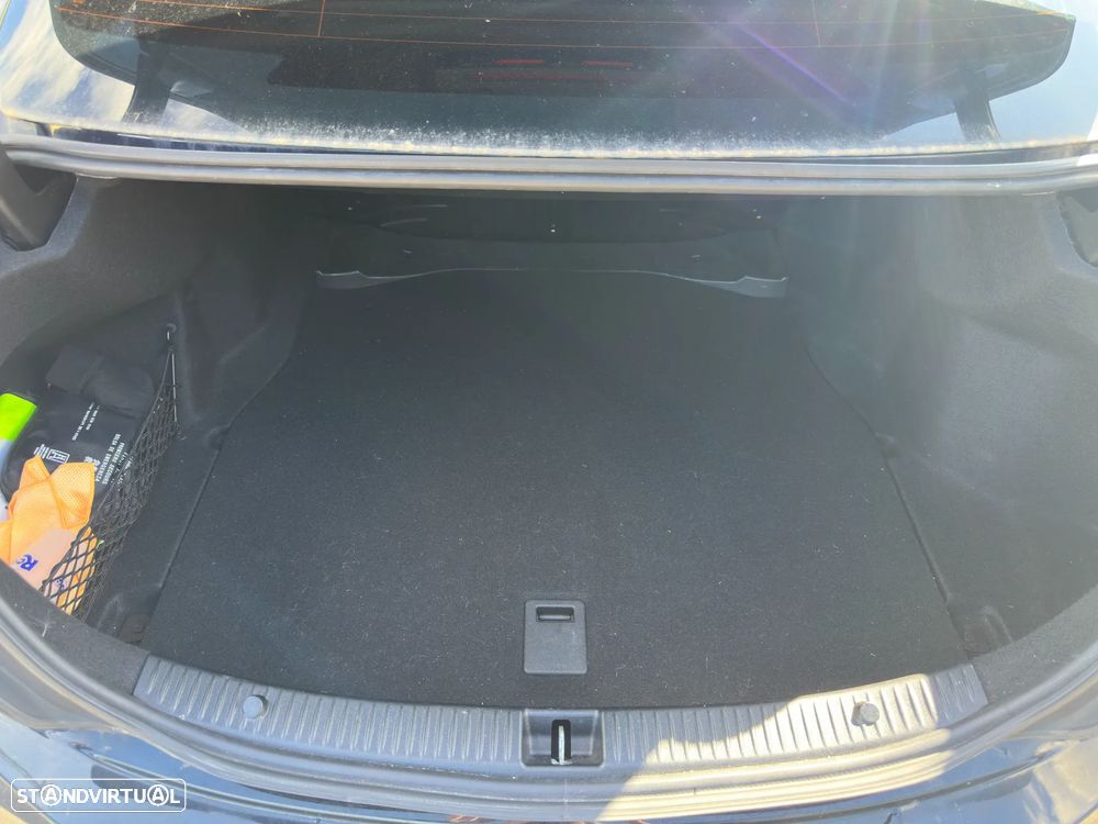 Mercedes-Benz C 200 AMG Line - 22