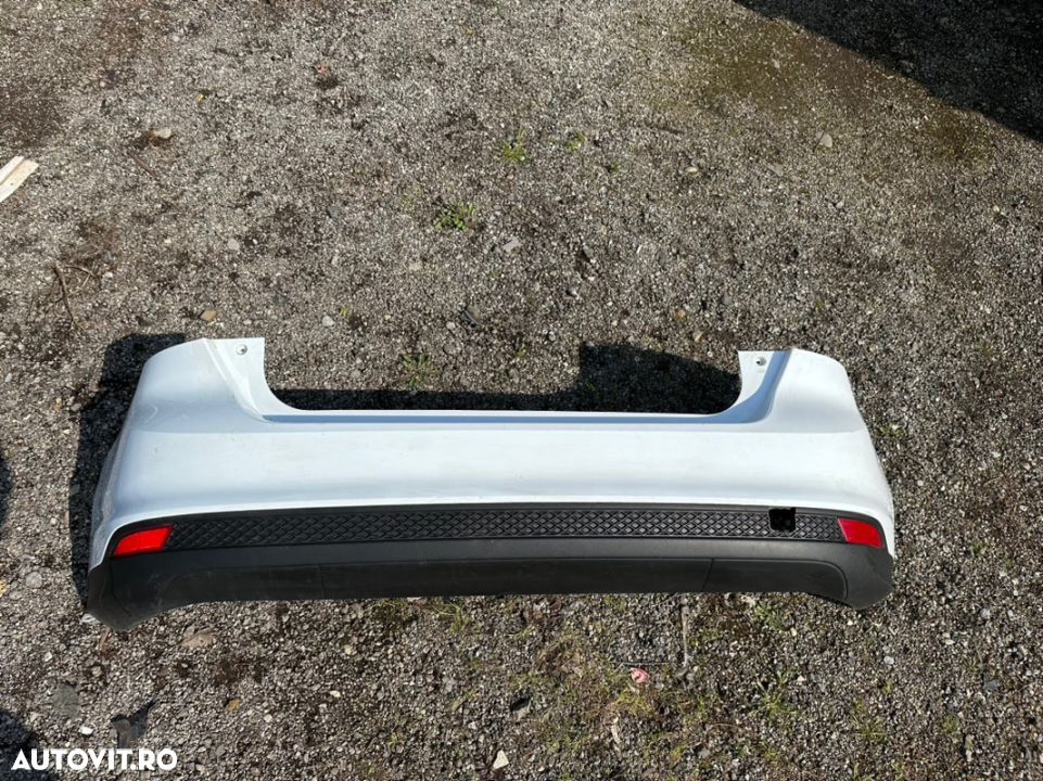 Bara spate FORD FOCUS hatchback an 2014 cu defect - 1