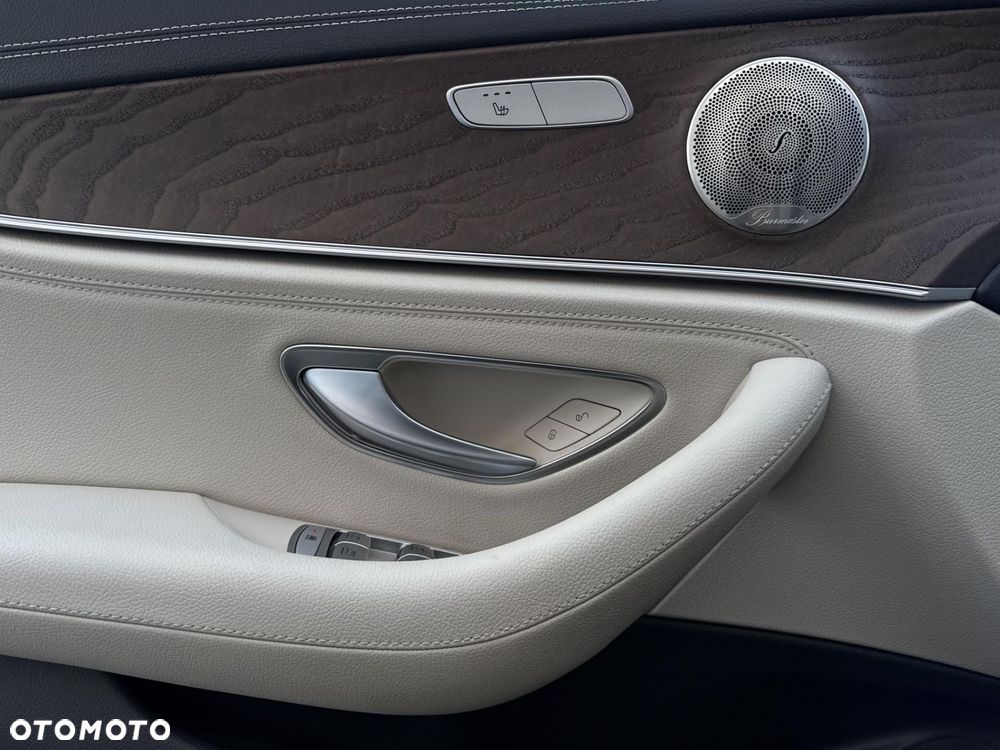 Mercedes-Benz Klasa E - 9