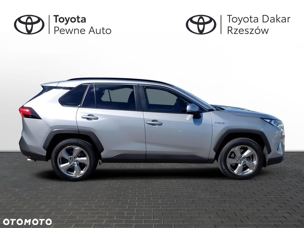 Toyota RAV4 - 6