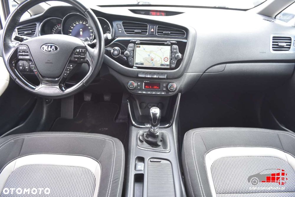 Kia Ceed - 22