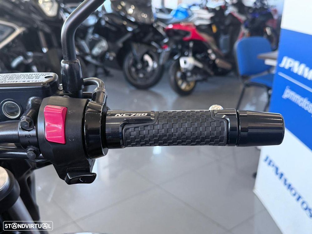 Honda NC750S - 7