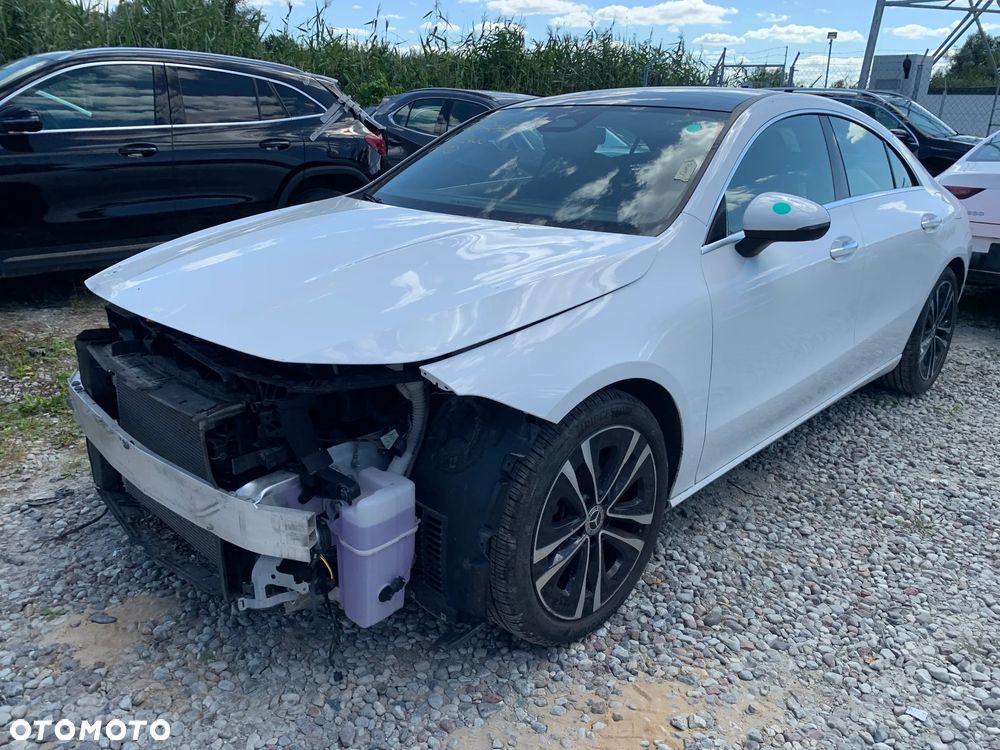 Mercedes-Benz CLA 250 4Matic 7G-DCT - 8