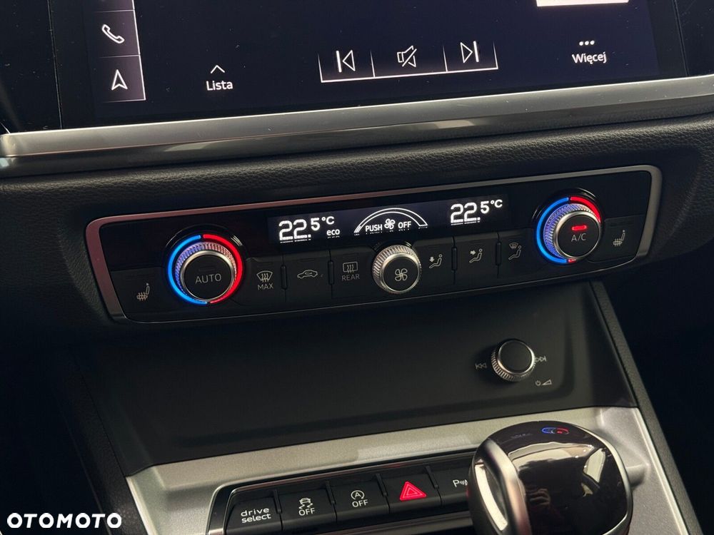 Audi Q3 Sportback - 25