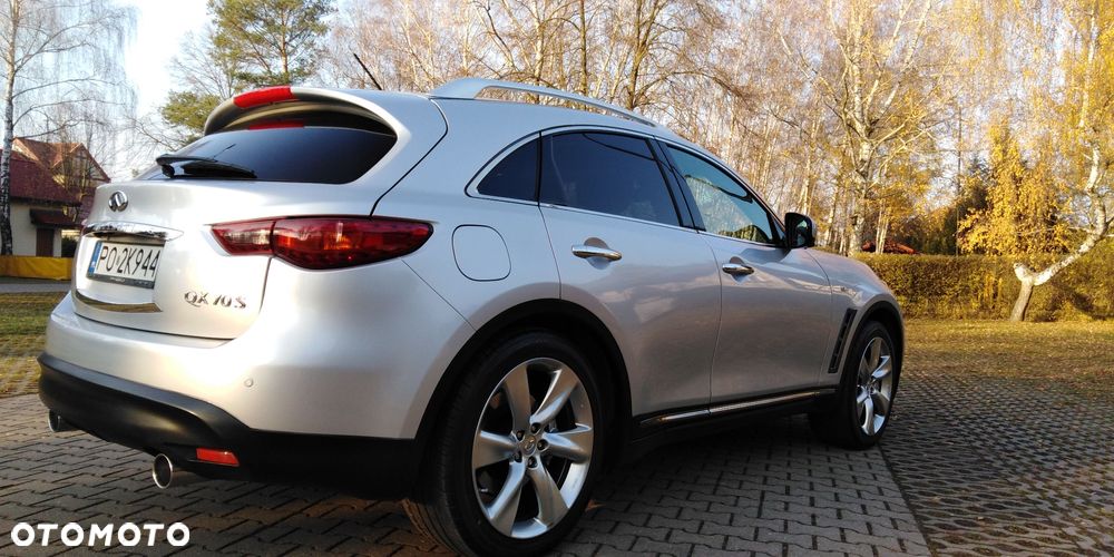 Infiniti QX70 3.0d S Premium - 7